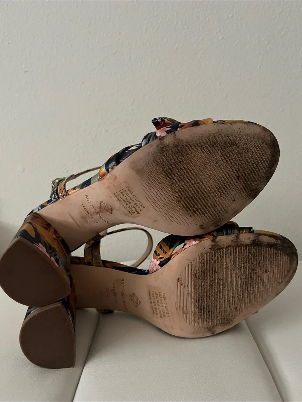 ANTONIO MELANI Gold & Navy Floral Knot Block Heel Sandals